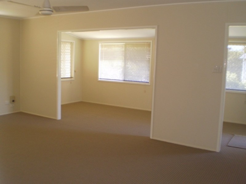 12 Mortensen Street, Park Avenue QLD 4701